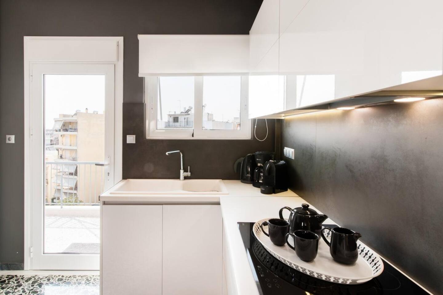 Ma Maison Nο 1, Penthouse, Acropolis And Lycabettus View, Ultra High Speed Internet 300 Mbps, 15' To Acropolis By Metro, 1' From Metro Station 아테네 외부 사진