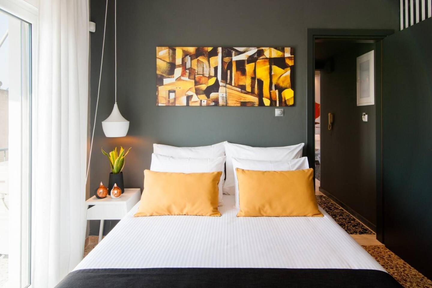 Ma Maison Nο 1, Penthouse, Acropolis And Lycabettus View, Ultra High Speed Internet 300 Mbps, 15' To Acropolis By Metro, 1' From Metro Station 아테네 외부 사진