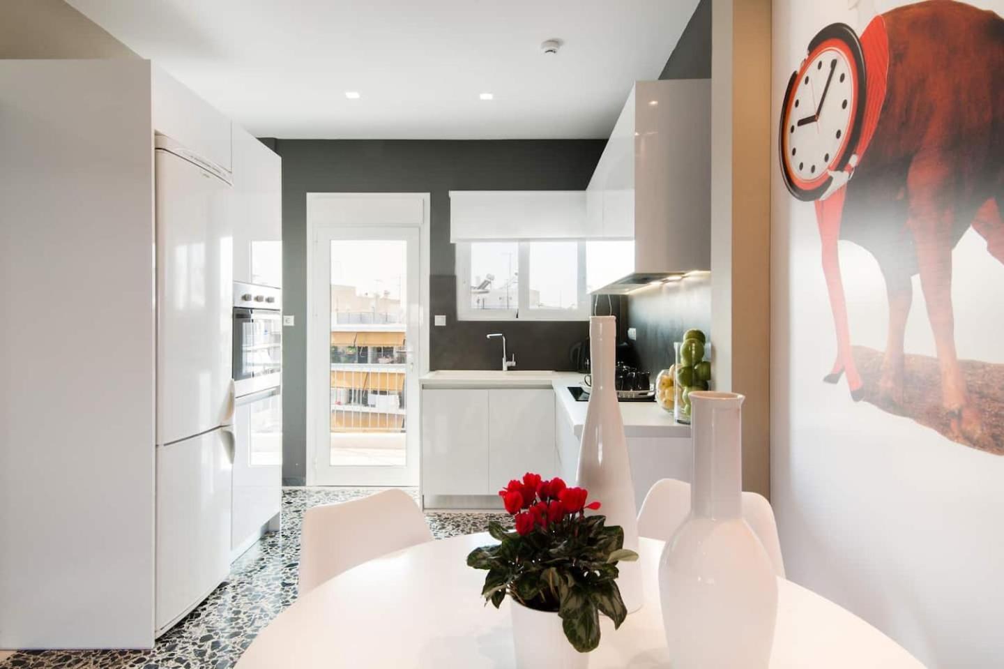 Ma Maison Nο 1, Penthouse, Acropolis And Lycabettus View, Ultra High Speed Internet 300 Mbps, 15' To Acropolis By Metro, 1' From Metro Station 아테네 외부 사진