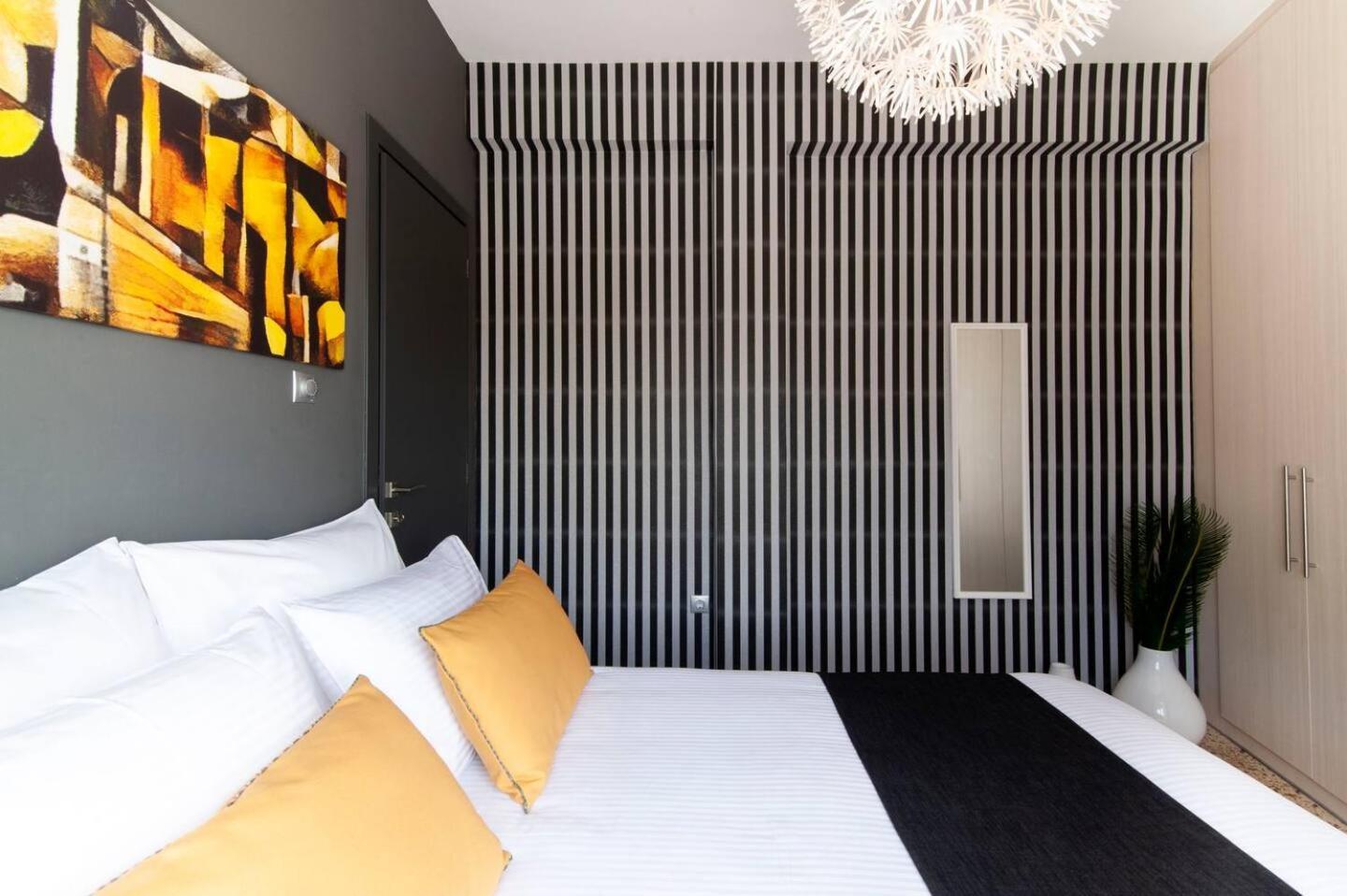 Ma Maison Nο 1, Penthouse, Acropolis And Lycabettus View, Ultra High Speed Internet 300 Mbps, 15' To Acropolis By Metro, 1' From Metro Station 아테네 외부 사진