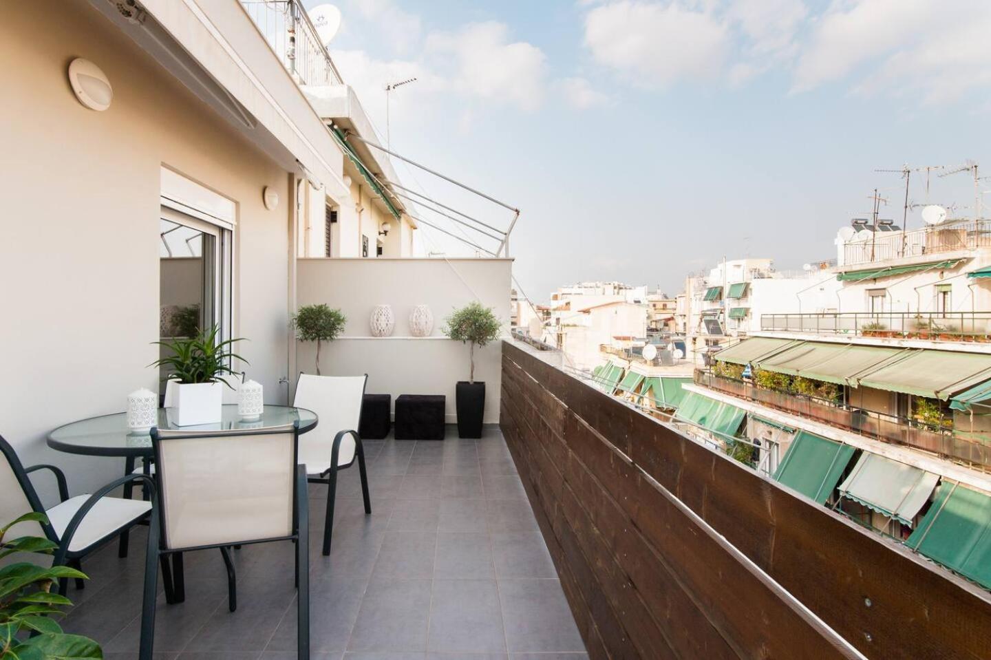 Ma Maison Nο 1, Penthouse, Acropolis And Lycabettus View, Ultra High Speed Internet 300 Mbps, 15' To Acropolis By Metro, 1' From Metro Station 아테네 외부 사진