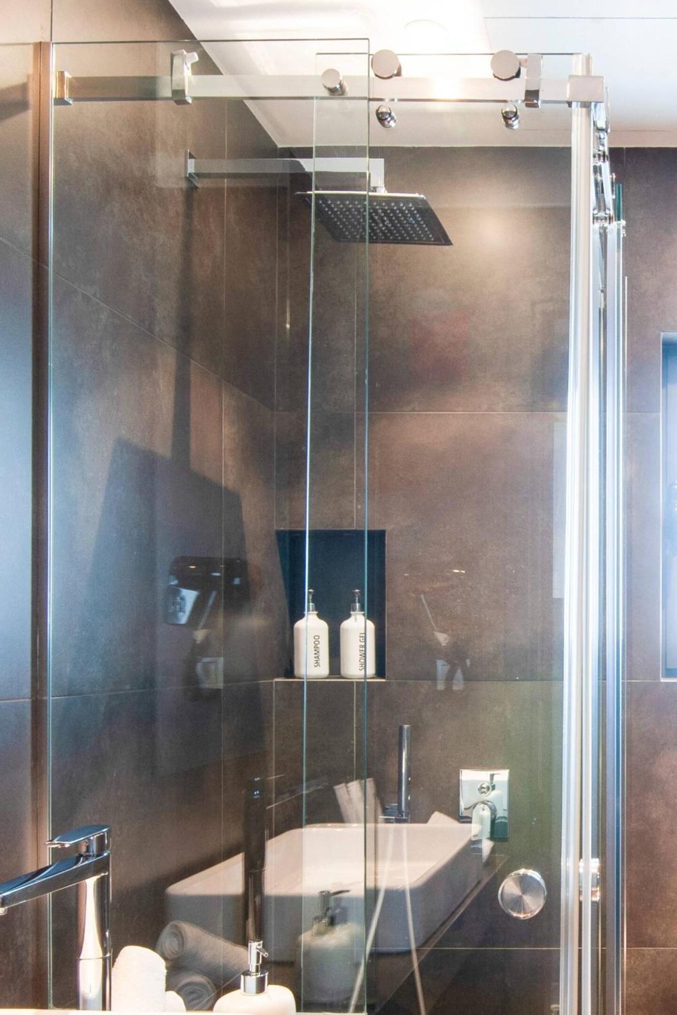 Ma Maison Nο 1, Penthouse, Acropolis And Lycabettus View, Ultra High Speed Internet 300 Mbps, 15' To Acropolis By Metro, 1' From Metro Station 아테네 외부 사진